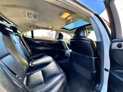 2013 Lexus LS 460 L   - Photo 26 - Madison, WI 53716