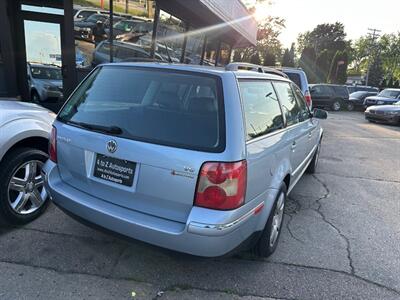 2002 Volkswagen Passat GLX 4Motion   - Photo 2 - Madison, WI 53716