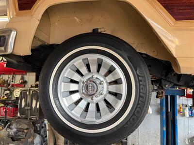 1981 Jeep Wagoneer Limited   - Photo 61 - Madison, WI 53716