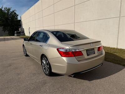 2014 Honda Accord Sport   - Photo 4 - Madison, WI 53716