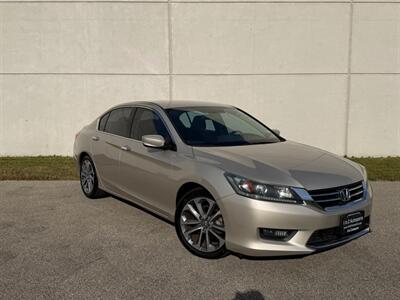 2014 Honda Accord Sport   - Photo 2 - Madison, WI 53716
