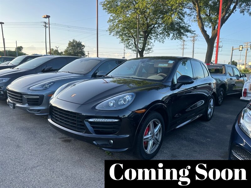 2014 Porsche Cayenne GTS  