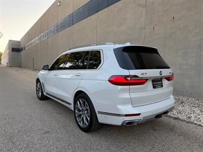 2020 BMW X7 xDrive40i - Photo 5 - Madison, WI 53716