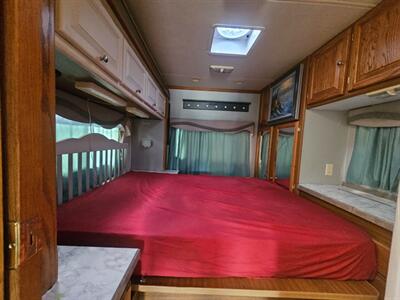 2004 Allegro Open Road   - Photo 14 - Madison, WI 53716