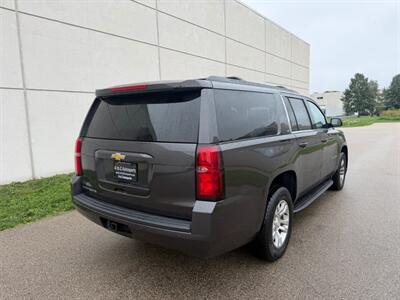 2016 Chevrolet Suburban LT - Photo 11 - Madison, WI 53716