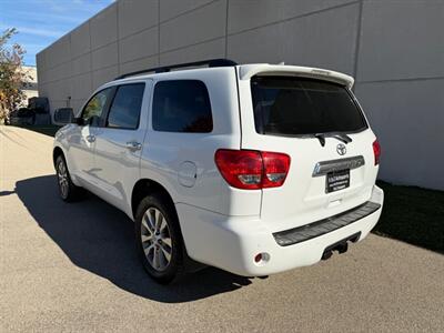 2017 Toyota Sequoia Limited   - Photo 6 - Madison, WI 53716