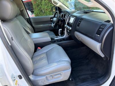 2017 Toyota Sequoia Limited   - Photo 18 - Madison, WI 53716