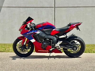 2022 Honda CBR1000RR ABS - Photo 4 - Madison, WI 53716