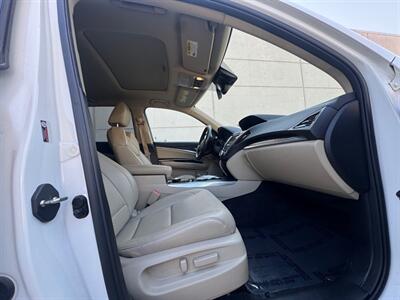 2017 Acura MDX SH-AWD w/Tech - Photo 17 - Madison, WI 53716