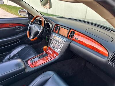 2004 Lexus SC 430   - Photo 24 - Madison, WI 53716