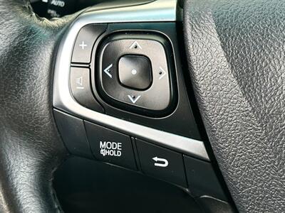 2015 Toyota Camry XLE   - Photo 33 - Madison, WI 53716