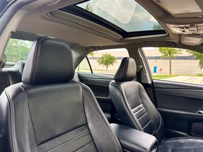 2015 Toyota Camry XLE   - Photo 20 - Madison, WI 53716