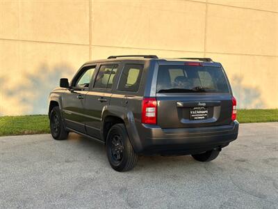 2015 Jeep Patriot Sport   - Photo 10 - Madison, WI 53716