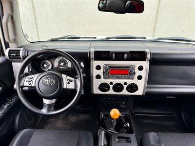 2011 Toyota FJ Cruiser - Photo 14 - Madison, WI 53716