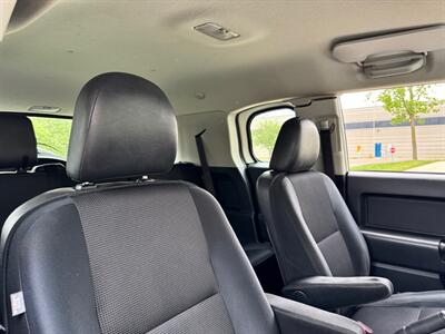 2011 Toyota FJ Cruiser - Photo 20 - Madison, WI 53716