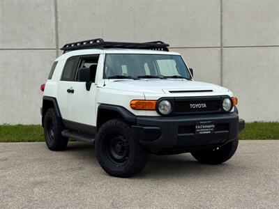 2011 Toyota FJ Cruiser - Photo 2 - Madison, WI 53716