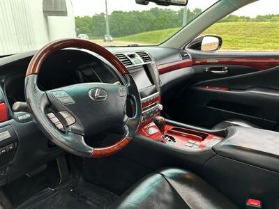 2011 Lexus LS 460 L   - Photo 12 - Madison, WI 53716