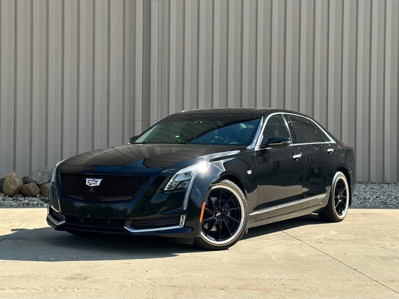 2017 Cadillac CT6 PLUG-IN Hybrid 2.0T - Photo 1 - Madison, WI 53716