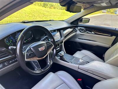 2017 Cadillac CT6 PLUG-IN Hybrid 2.0T   - Photo 17 - Madison, WI 53716