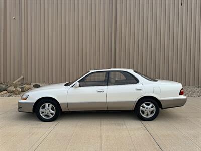 1995 Lexus ES 300   - Photo 7 - Madison, WI 53716