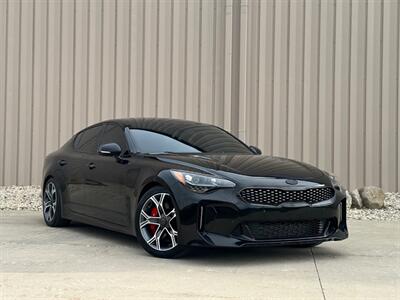 2019 Kia Stinger GT   - Photo 2 - Madison, WI 53716