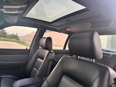 1995 Mercedes-Benz S 600 - Photo 20 - Madison, WI 53716
