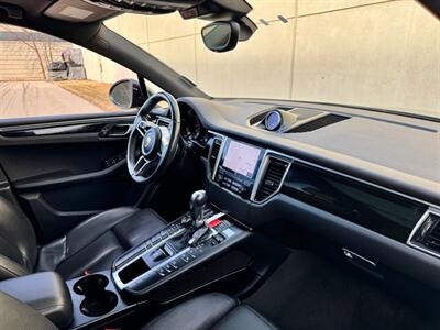 2018 Porsche Macan   - Photo 18 - Madison, WI 53716