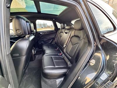 2018 Porsche Macan   - Photo 25 - Madison, WI 53716