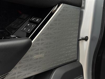 2020 Land Rover Range Rover Velar P340 S   - Photo 32 - Madison, WI 53716
