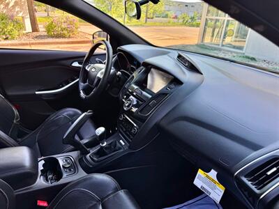 2013 Ford Focus ST   - Photo 18 - Madison, WI 53716