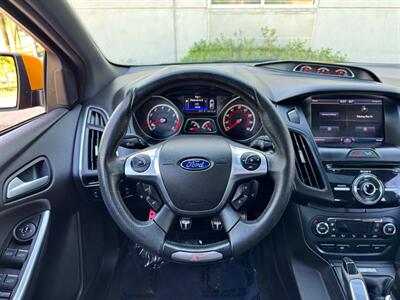 2013 Ford Focus ST   - Photo 15 - Madison, WI 53716