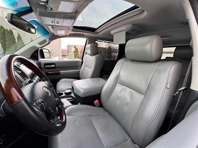 2013 Toyota Sequoia Platinum   - Photo 19 - Madison, WI 53716