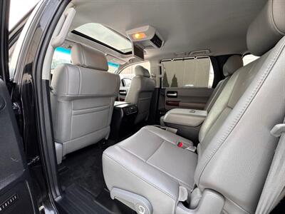 2013 Toyota Sequoia Platinum   - Photo 21 - Madison, WI 53716