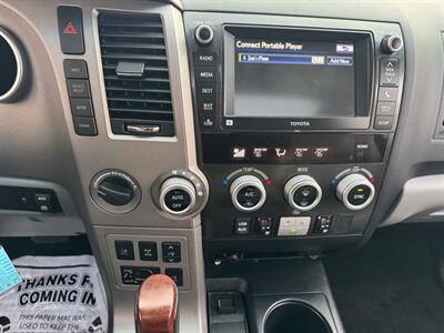 2013 Toyota Sequoia Platinum   - Photo 31 - Madison, WI 53716