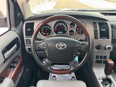 2013 Toyota Sequoia Platinum   - Photo 13 - Madison, WI 53716