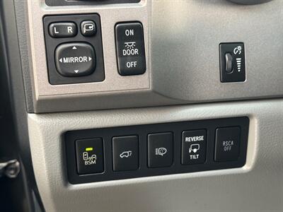 2013 Toyota Sequoia Platinum   - Photo 34 - Madison, WI 53716