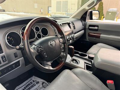 2013 Toyota Sequoia Platinum   - Photo 15 - Madison, WI 53716