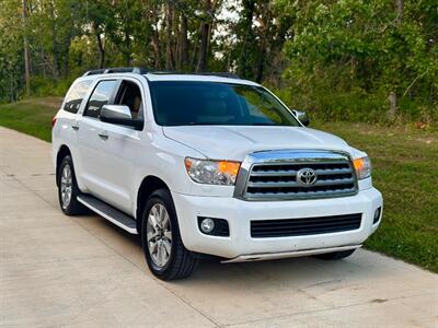 2010 Toyota Sequoia Limited   - Photo 4 - Madison, WI 53716