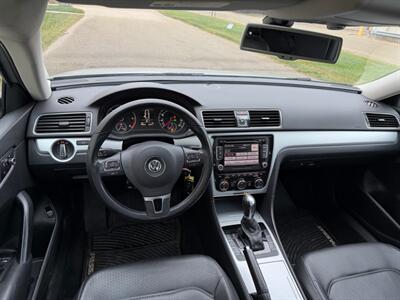 2012 Volkswagen Passat TDI SE   - Photo 12 - Madison, WI 53716