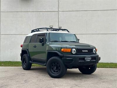 2013 Toyota FJ Cruiser   - Photo 2 - Madison, WI 53716