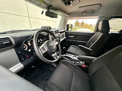 2013 Toyota FJ Cruiser   - Photo 16 - Madison, WI 53716
