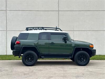 2013 Toyota FJ Cruiser   - Photo 7 - Madison, WI 53716