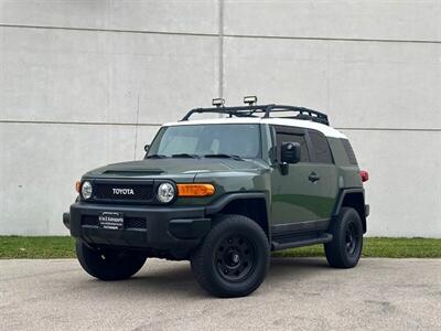 2013 Toyota FJ Cruiser   - Photo 1 - Madison, WI 53716
