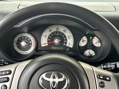2013 Toyota FJ Cruiser   - Photo 26 - Madison, WI 53716
