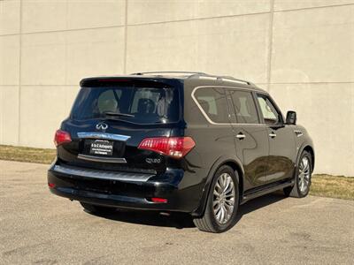 2017 INFINITI QX80   - Photo 11 - Madison, WI 53716