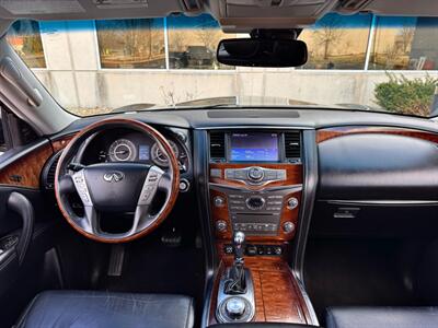 2017 INFINITI QX80   - Photo 14 - Madison, WI 53716