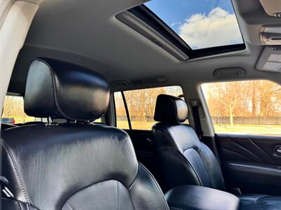 2017 INFINITI QX80   - Photo 20 - Madison, WI 53716