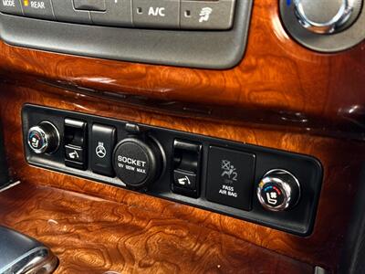 2017 INFINITI QX80   - Photo 30 - Madison, WI 53716