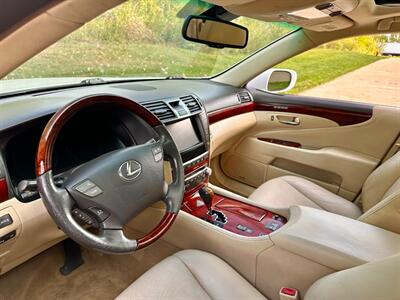 2012 Lexus LS 460   - Photo 17 - Madison, WI 53716