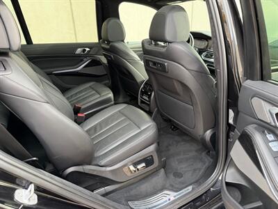 2020 BMW X7 xDrive40i - Photo 16 - Madison, WI 53716